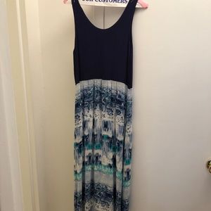 SUPER COMFORTABLE - Maxi Dress - With Pockets!